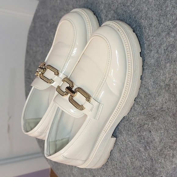 YOKI Platform Loafers - Picture 1 of 8